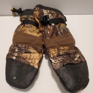 Cabela's Extreme Gloves 200 Gram Thinsulate Realtree